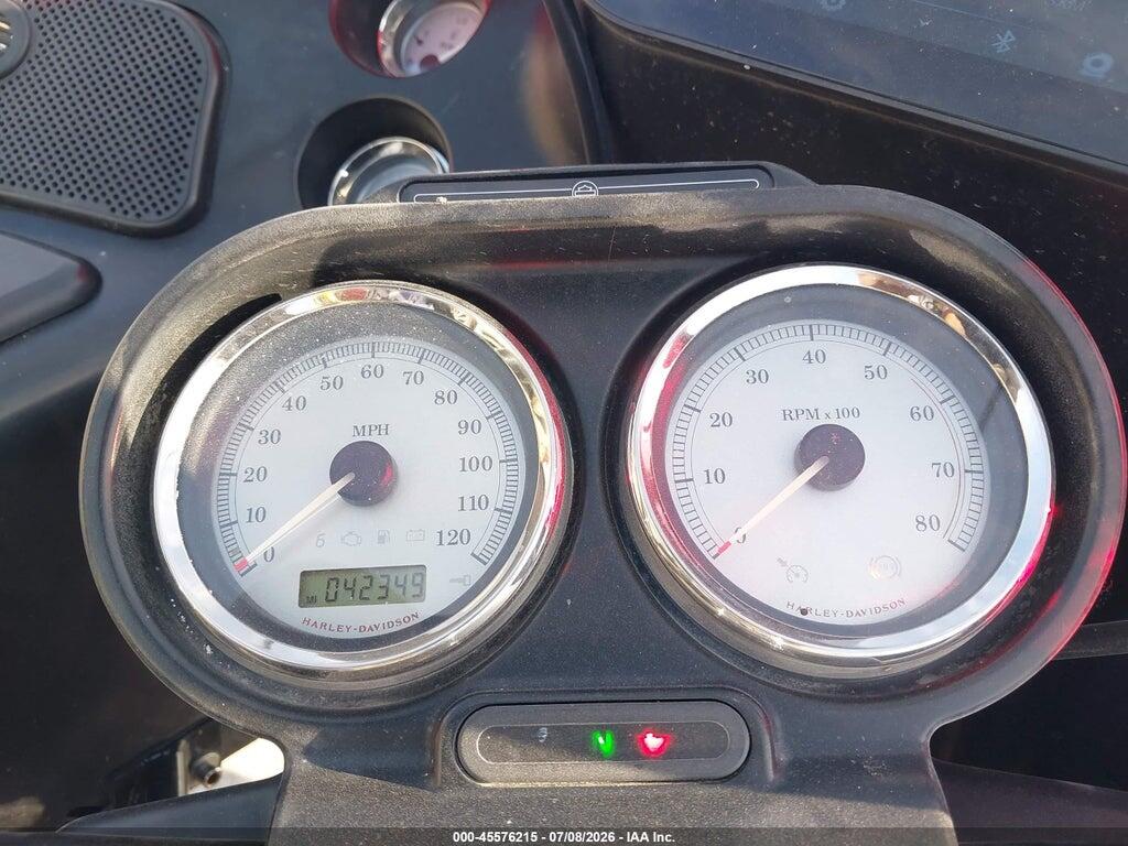 1HD1KHM18CB611563 2012 HARLEY-DAVIDSON FLTRX photo no. 7