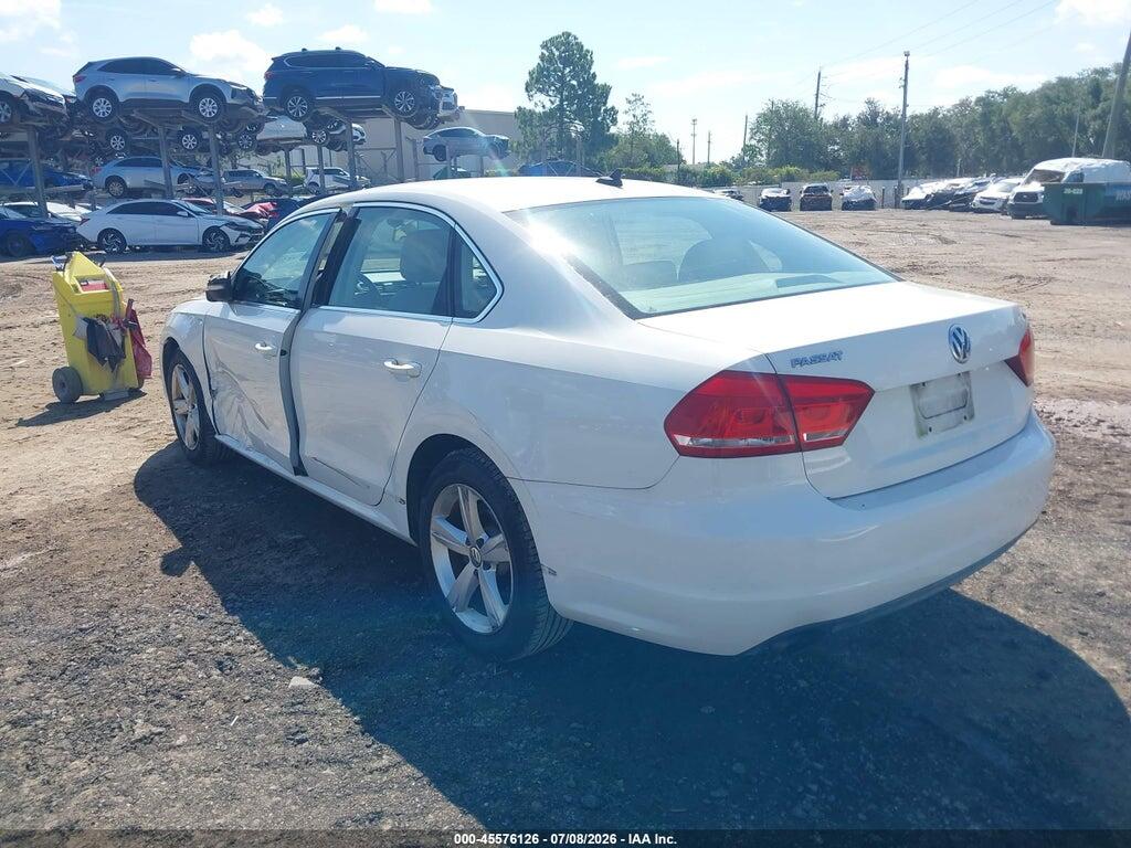 1VWAT7A3XEC038755 2014 VOLKSWAGEN PASSAT photo no. 3