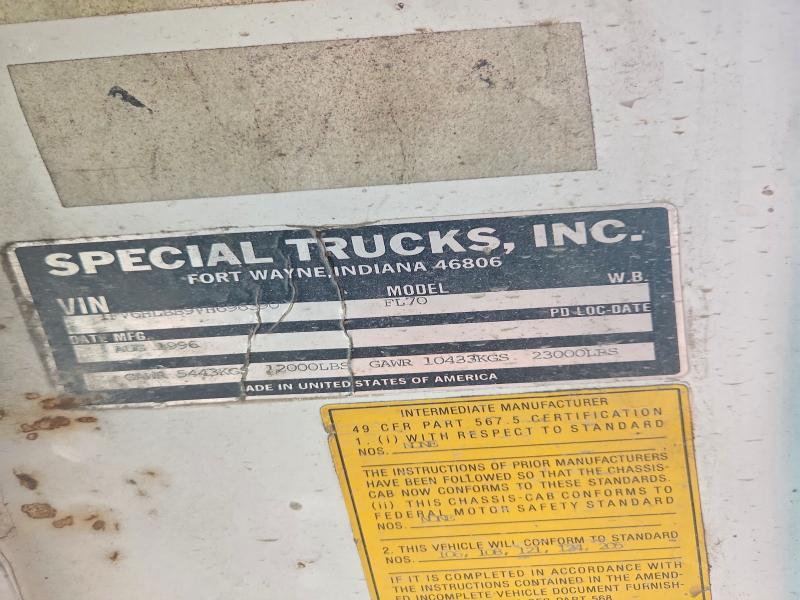 1997 FREIGHTLINER FL70 REFUSE TRUCK — Фото 10 из 10
