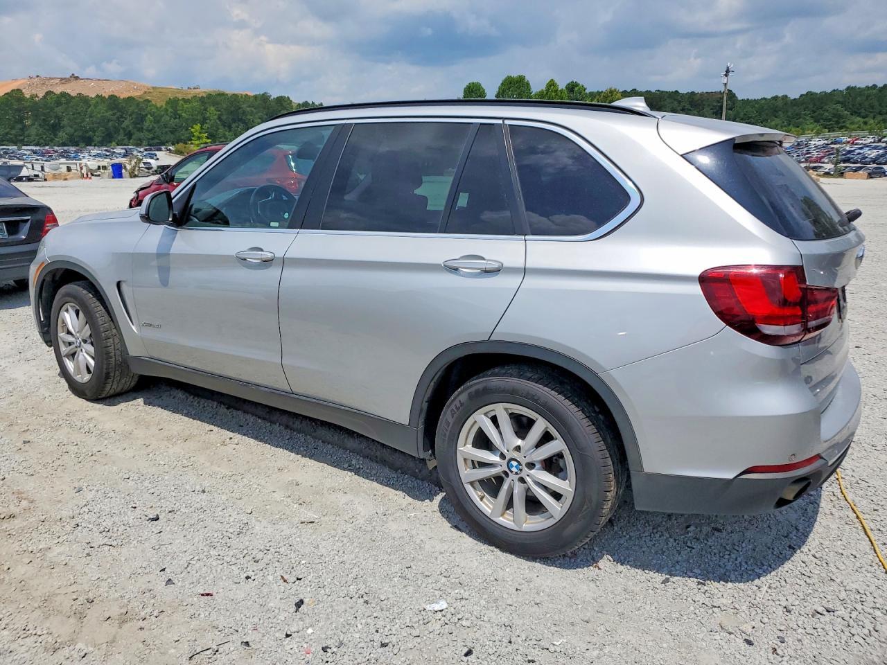 2015 BMW X5 XDRIVE35I — Фото 2 из 13
