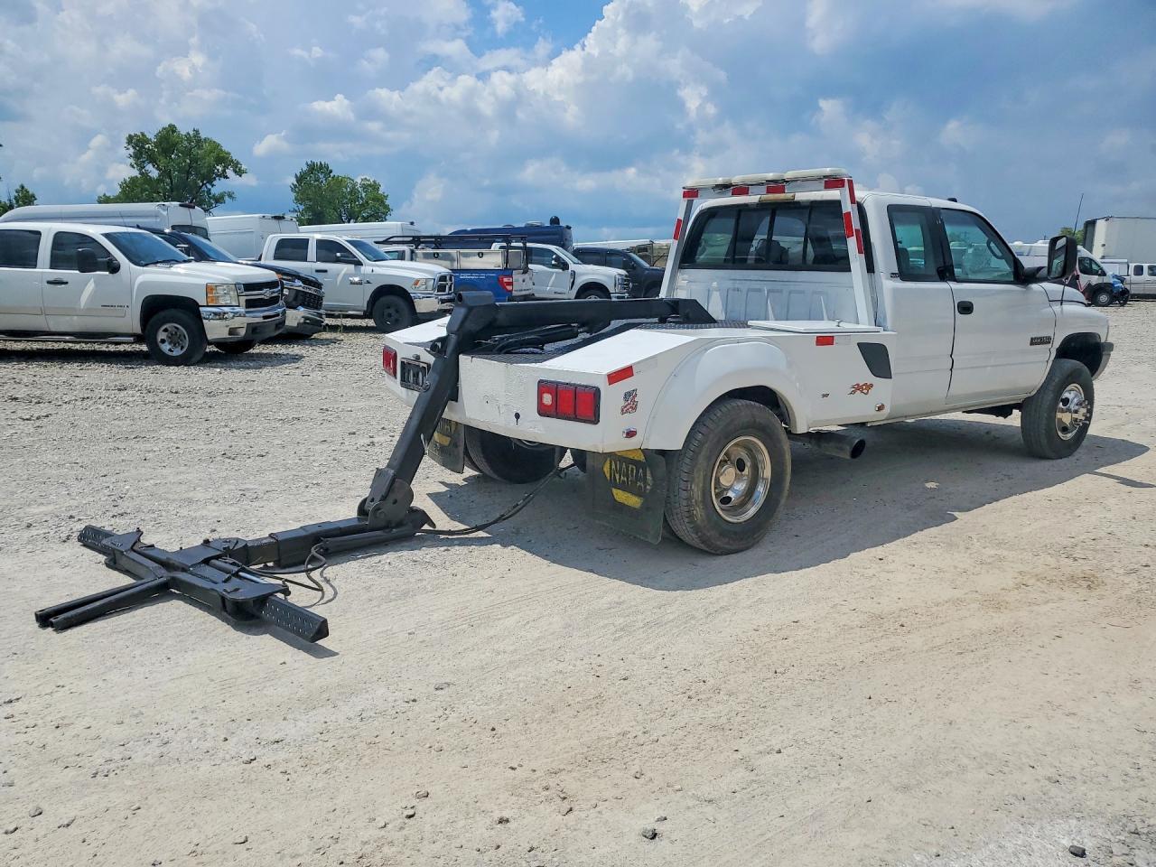 1995 DODGE RAM 3500 — Фото 3 из 12