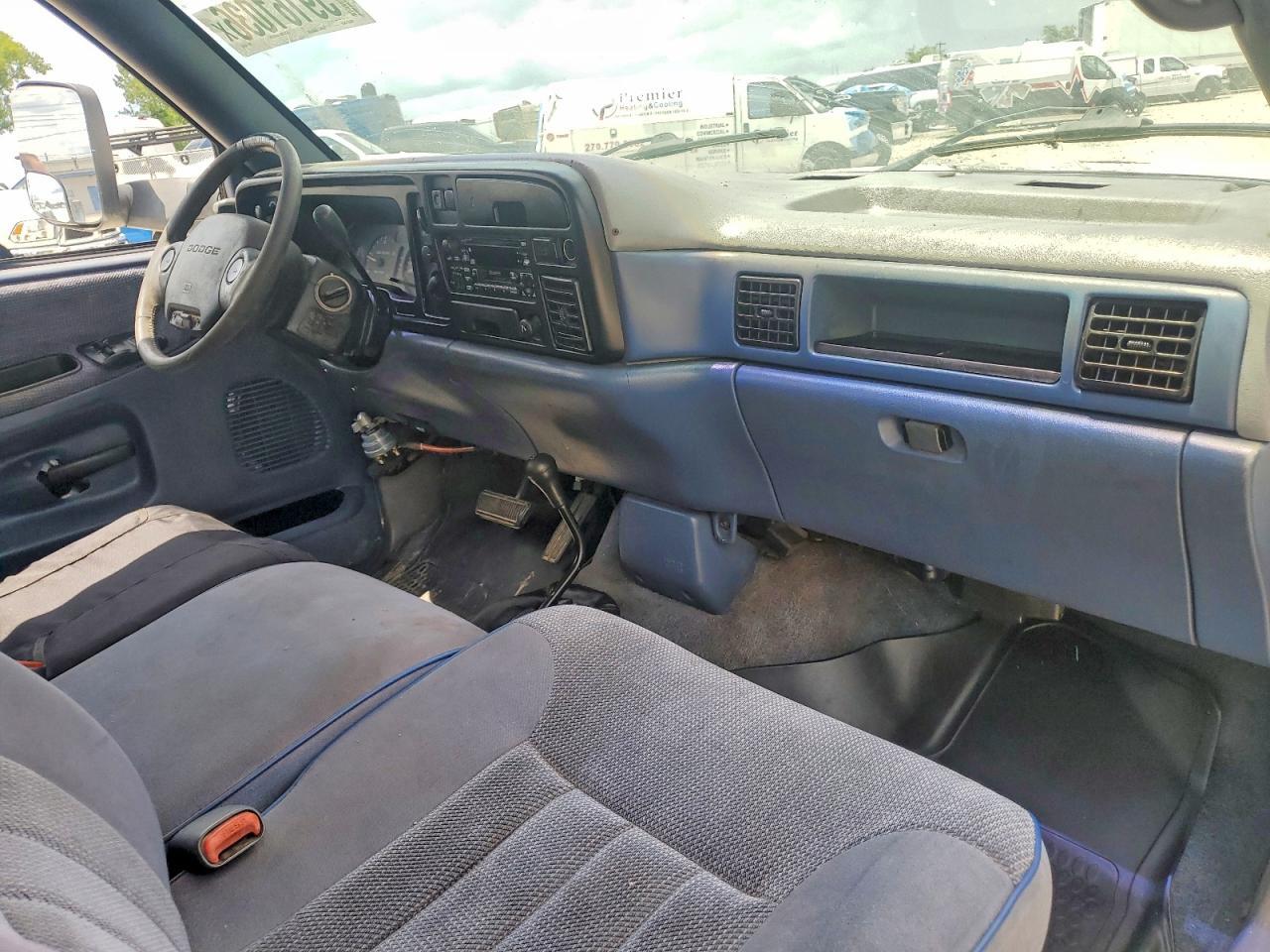 1995 DODGE RAM 3500 — Фото 8 из 12