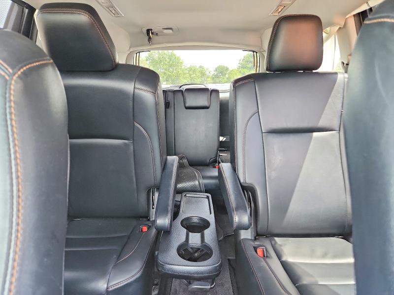 5TDKZRFH4KS552410 2019 TOYOTA HIGHLANDER photo no. 10