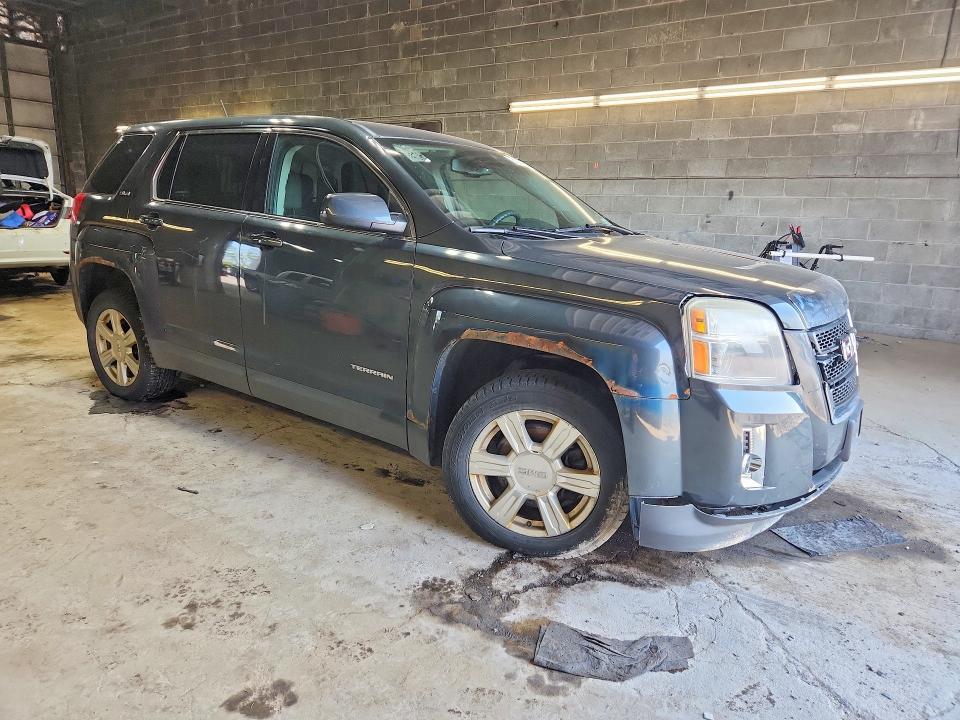 2014 GMC TERRAIN SLE — Фото 4 из 13