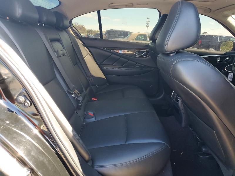 2016 INFINITI Q50 PREMIUM — Фото 10 из 12