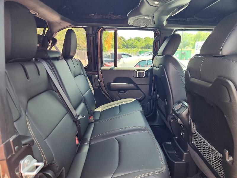 2024 JEEP WRANGLER SAHARA 4XE — Фото 10 из 12