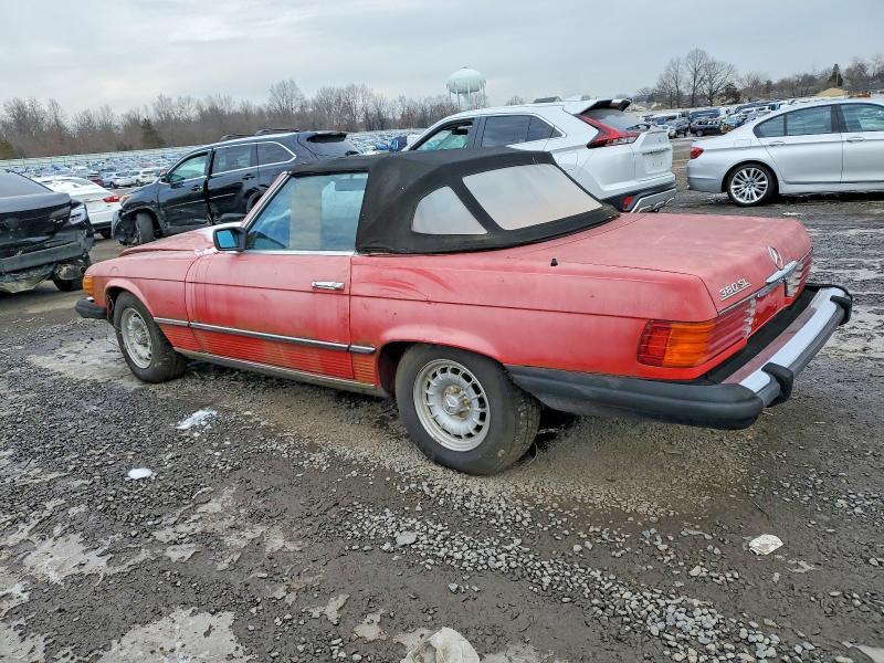 WDBBA45C6FA035241 1985 MERCEDES-BENZ 380 photo no. 2
