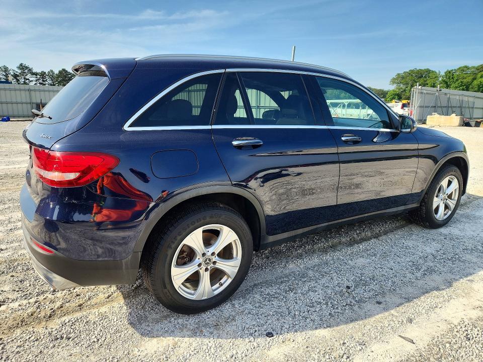 2017 MERCEDES-BENZ GLC 300 4MATIC — Фото 3 из 13