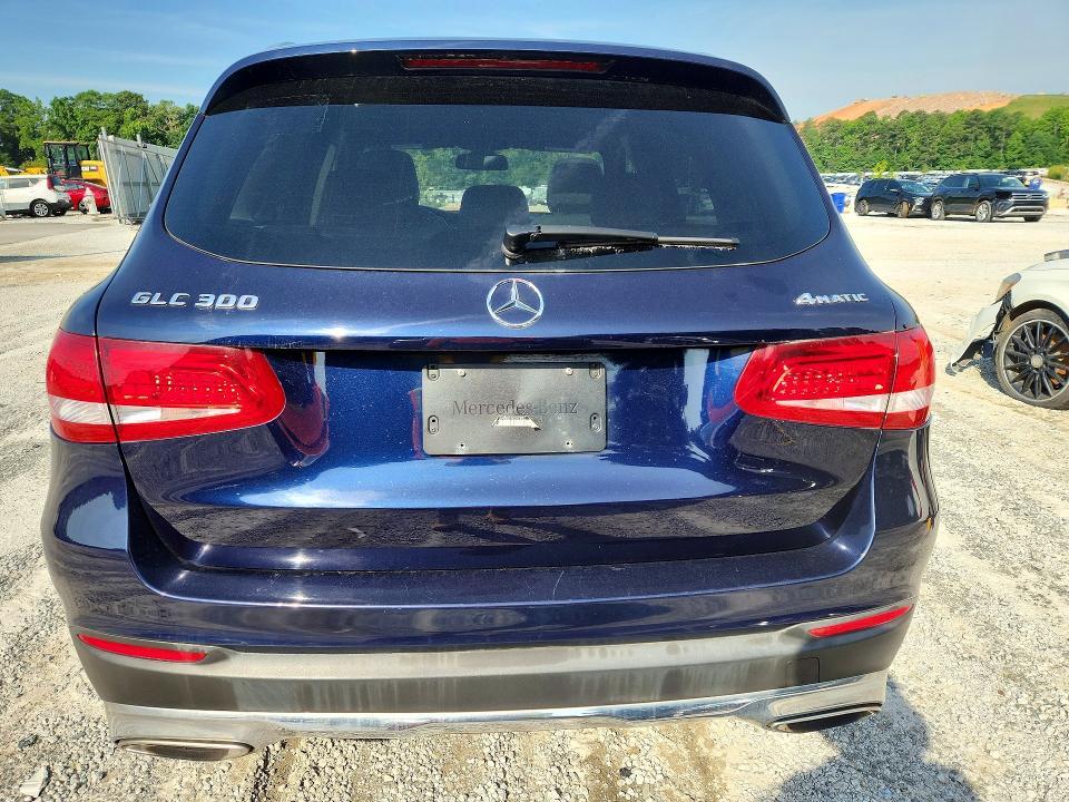 2017 MERCEDES-BENZ GLC 300 4MATIC — Фото 6 из 13