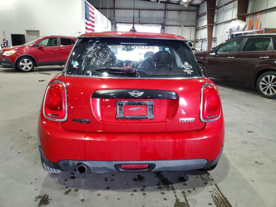 2016 MINI COOPER — Фото 6 из 12