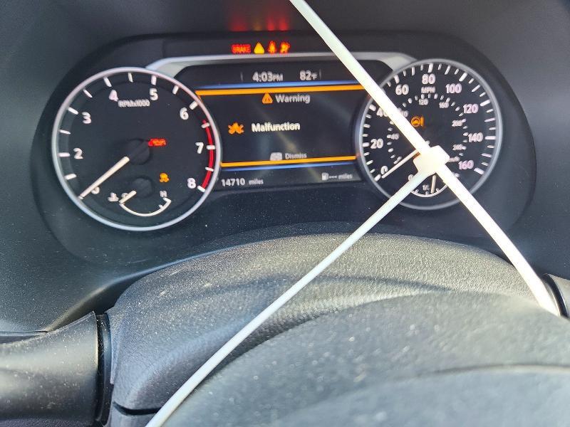 2025 NISSAN SENTRA SV — Фото 9 из 12