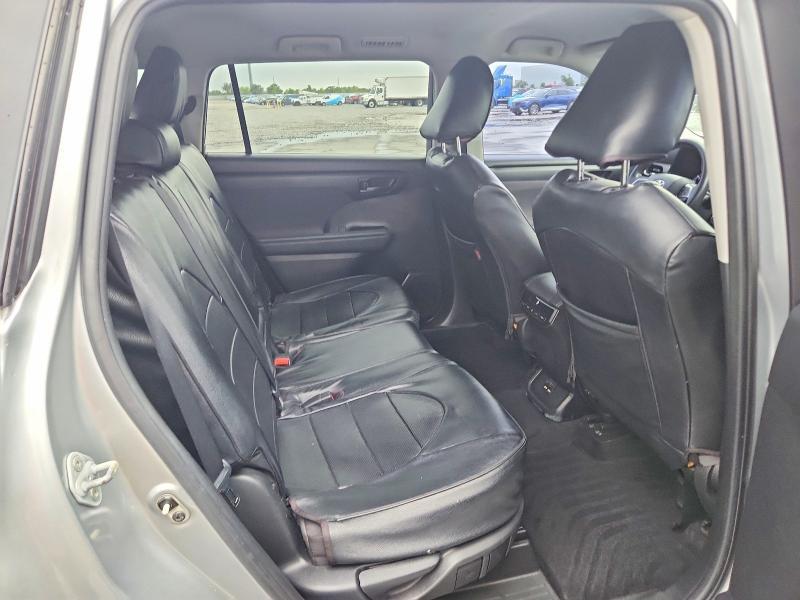 2021 TOYOTA HIGHLANDER L — Фото 11 из 13