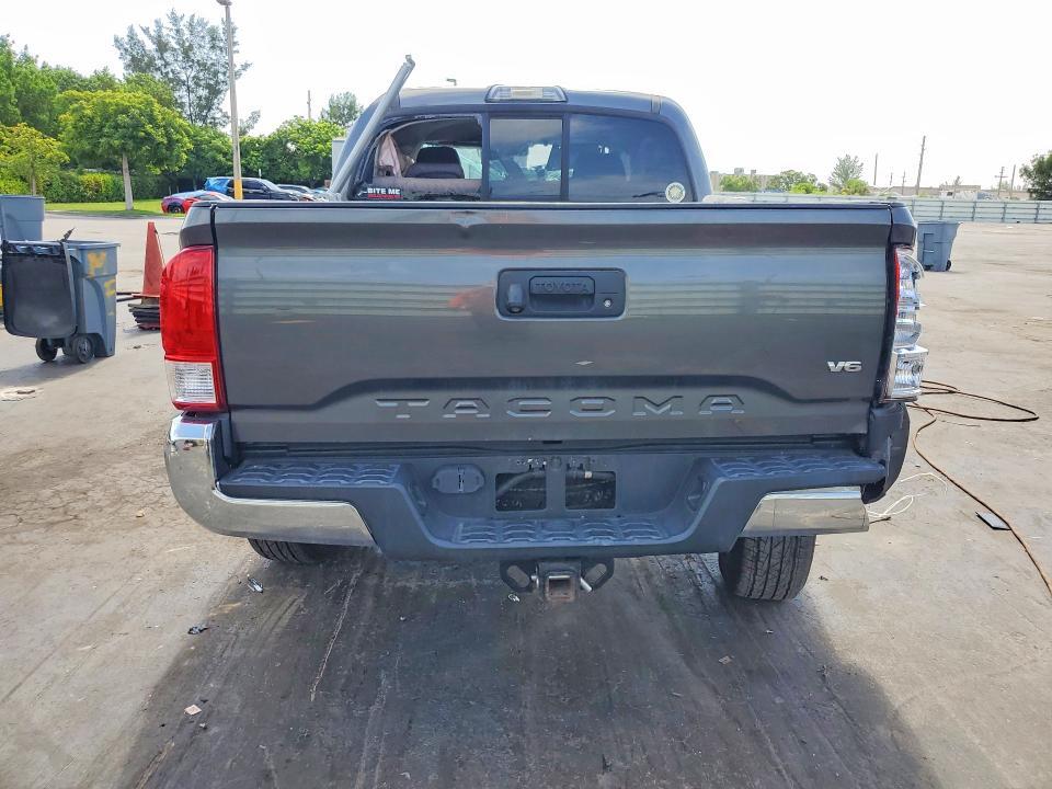 2016 TOYOTA TACOMA SR5 V6 — Фото 6 из 12