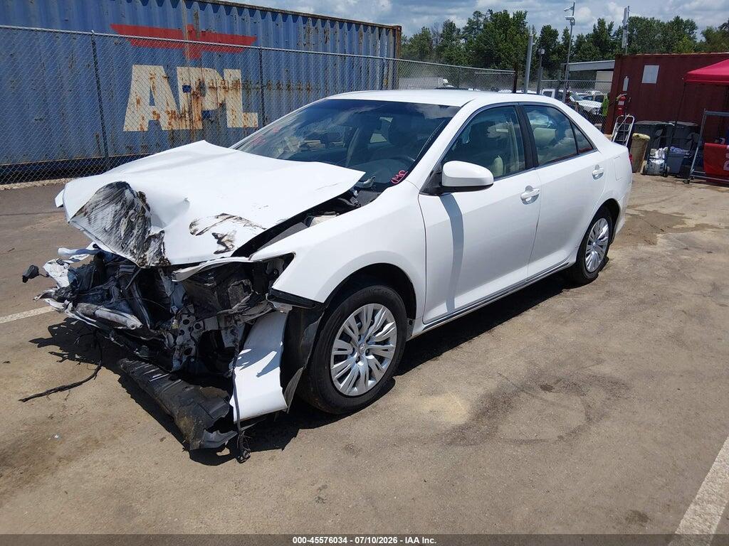 4T4BF1FK4ER388759 2014 TOYOTA CAMRY photo no. 2