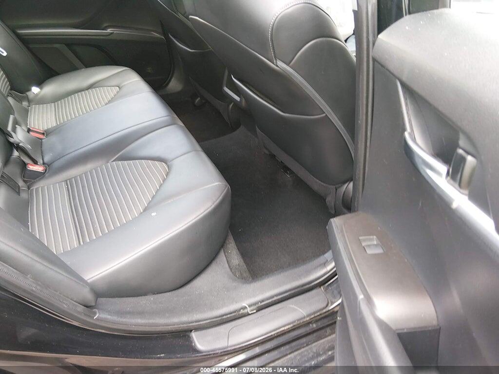 4T1G11AK2NU679458 2022 TOYOTA CAMRY photo no. 8