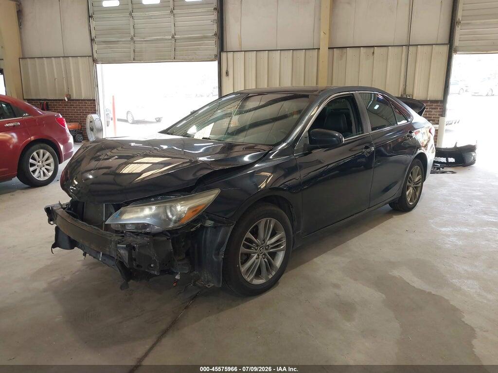 4T1BF1FK0FU479555 2015 TOYOTA CAMRY photo no. 2