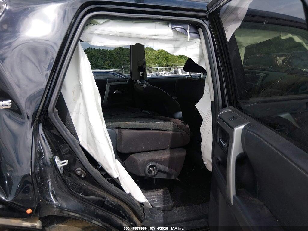 JTEEU5JR6N5264074 2022 TOYOTA 4RUNNER photo no. 8