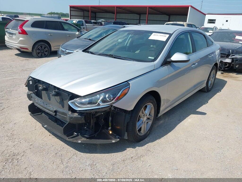 5NPE24AF8KH796285 2019 HYUNDAI SONATA photo no. 2