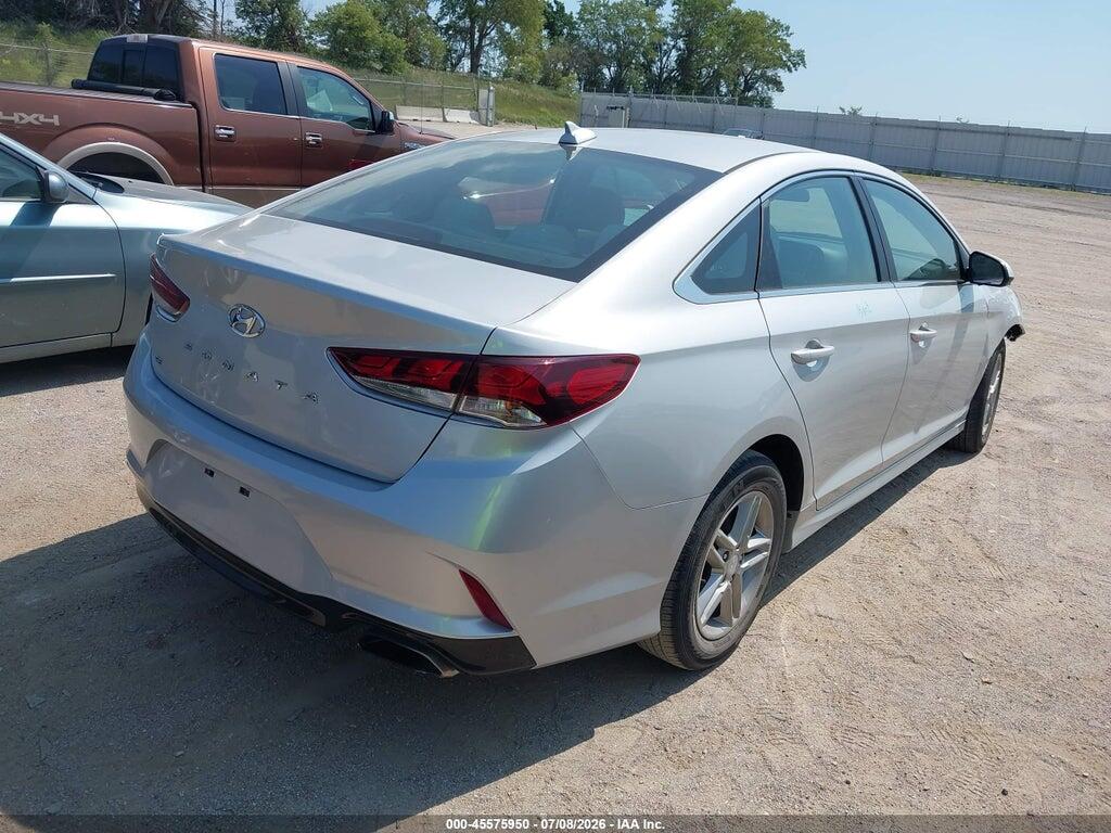 5NPE24AF8KH796285 2019 HYUNDAI SONATA photo no. 4