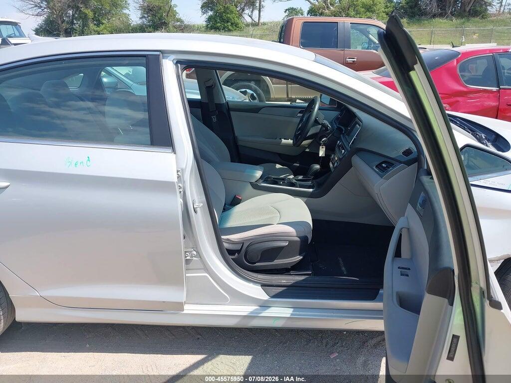 5NPE24AF8KH796285 2019 HYUNDAI SONATA photo no. 5