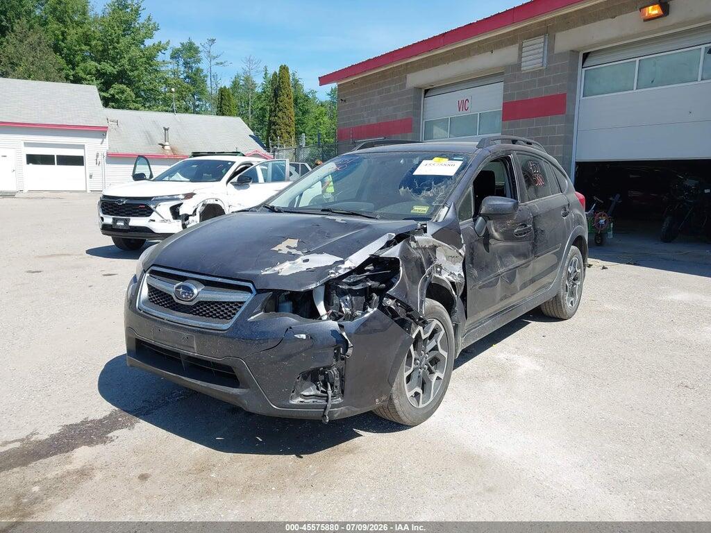 JF2GPADC3H8215083 2017 SUBARU CROSSTREK photo no. 2