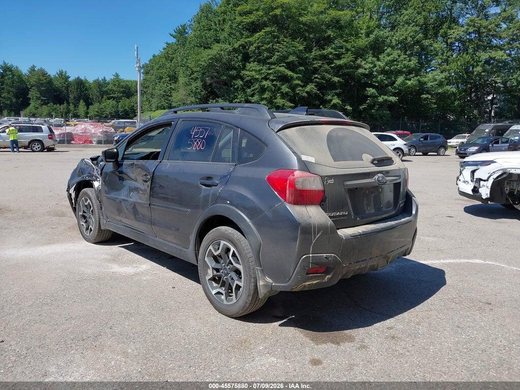 JF2GPADC3H8215083 2017 SUBARU CROSSTREK photo no. 3