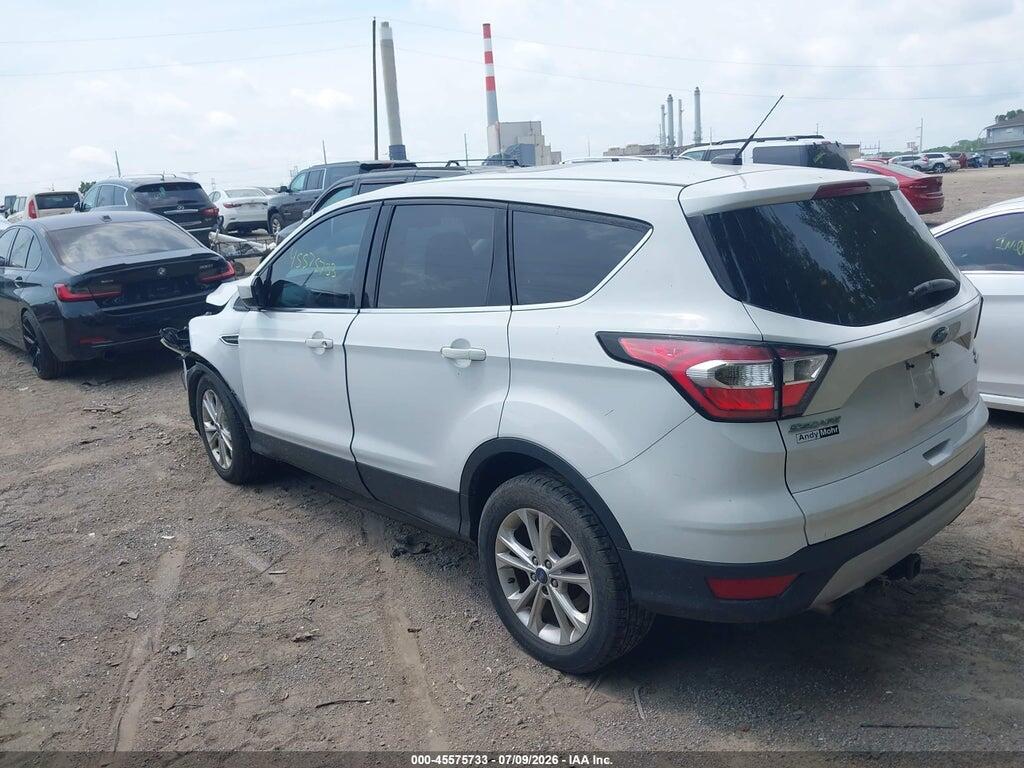 1FMCU9G99HUC96713 2017 FORD ESCAPE photo no. 3
