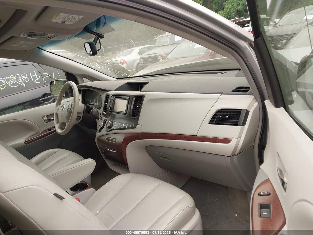 5TDDK3DC3ES093103 2014 TOYOTA SIENNA photo no. 5