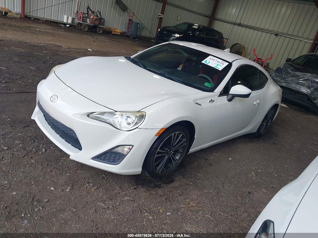 JF1ZNAA14F8700254 2015 SCION FR-S photo no. 2