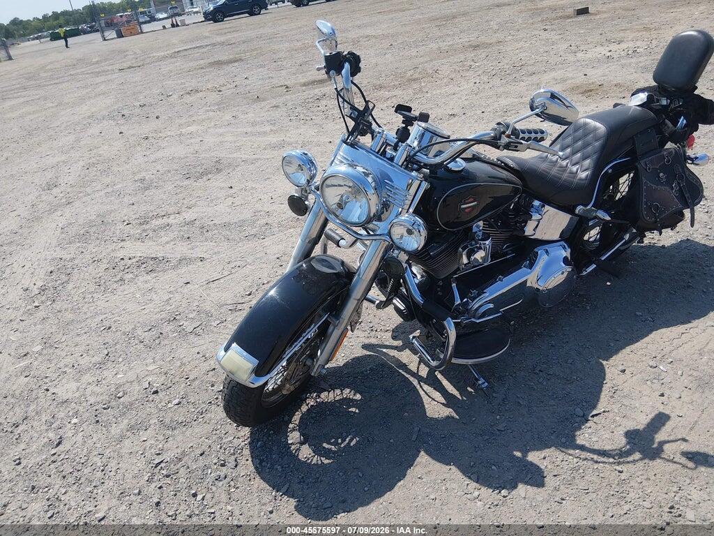 1HD1BWV13DB014986 2013 HARLEY-DAVIDSON FLSTC photo no. 2