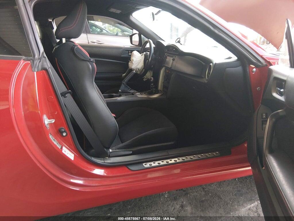 JF1ZNAA18E9703263 2014 SCION FR-S photo no. 5