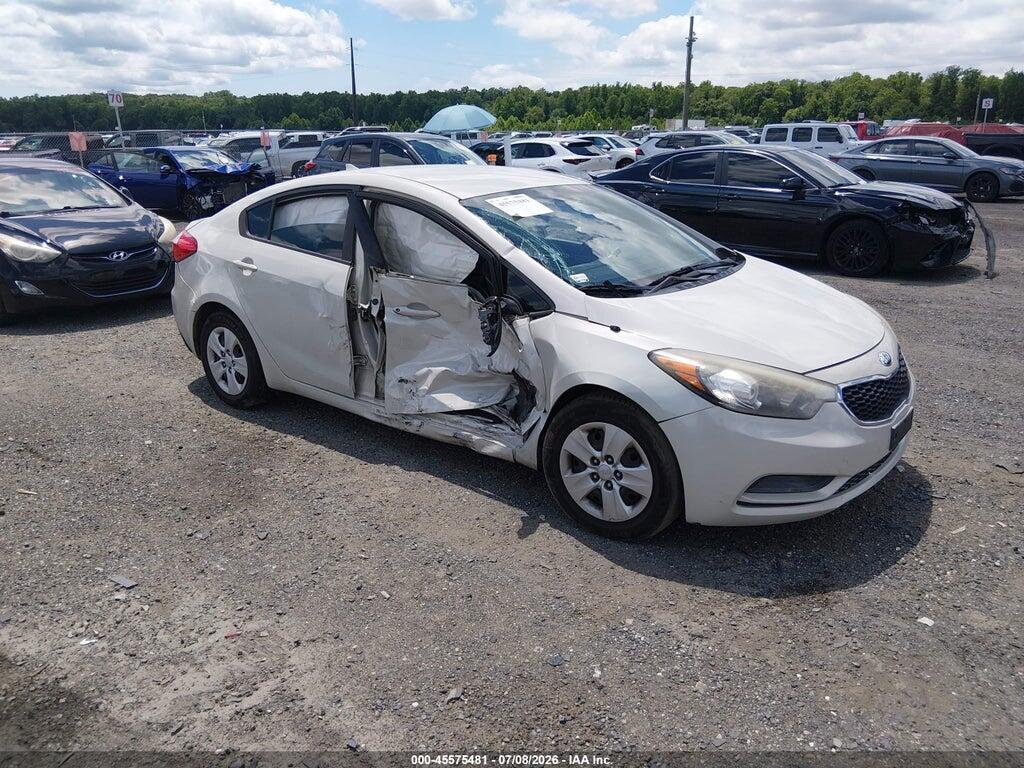 KNAFK4A61F5311640 2015 KIA FORTE photo no. 1