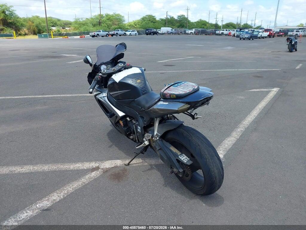 JS1GR7KA572103765 2007 SUZUKI GSX-R750 photo no. 3