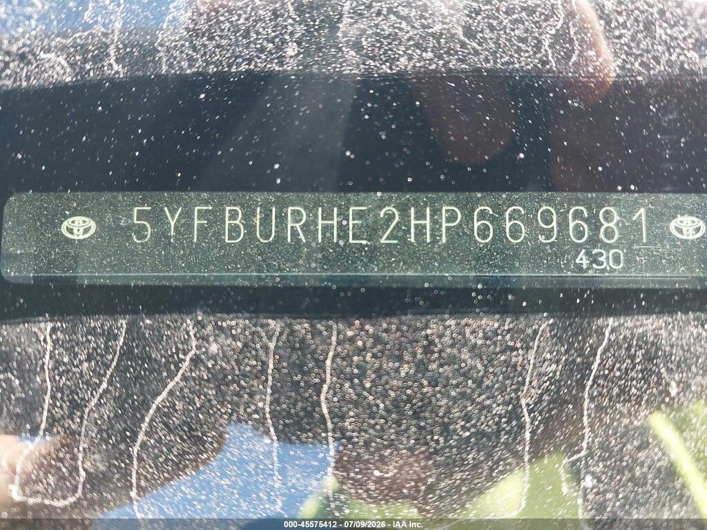 5YFBURHE2HP669681 2017 TOYOTA COROLLA photo no. 9