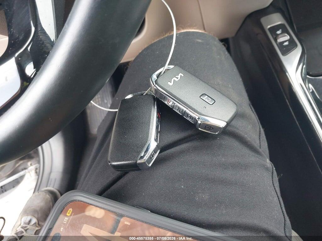 KNDRMDLH3P5222338 2023 KIA SORENTO PLUG-IN HYBRID photo no. 11