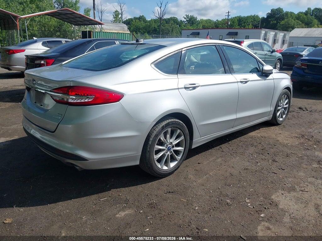 3FA6P0HD1HR175680 2017 FORD FUSION photo no. 4