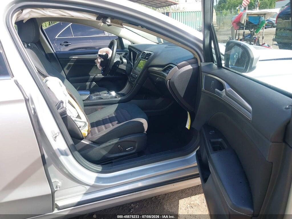 3FA6P0HD1HR175680 2017 FORD FUSION photo no. 5