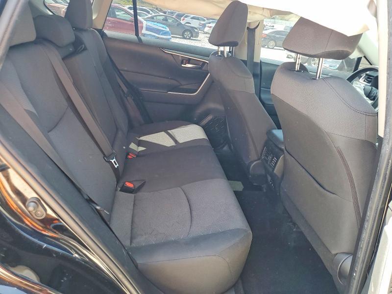 2019 TOYOTA RAV4 XLE — Фото 11 из 13