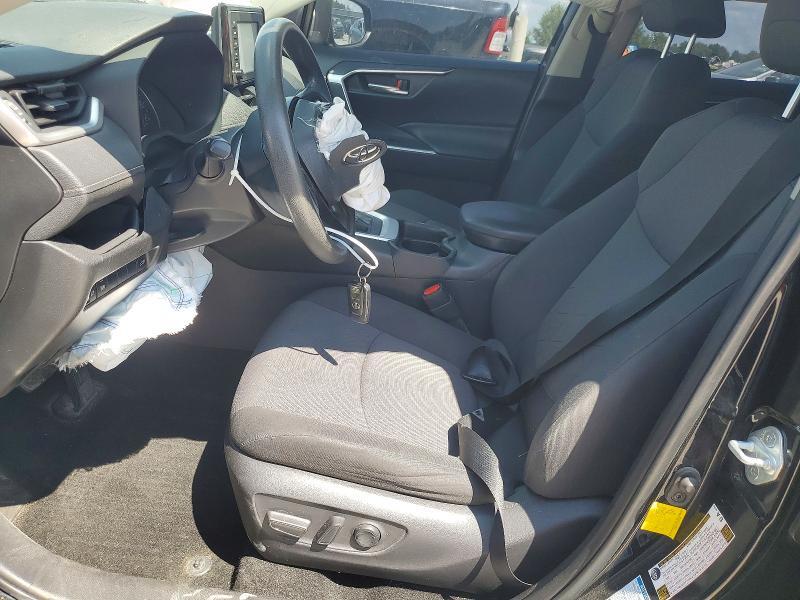 2019 TOYOTA RAV4 XLE — Фото 7 из 13