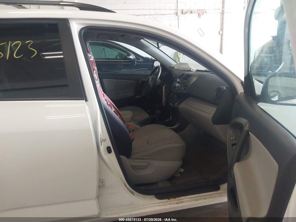 2T3BF4DV8AW063218 2010 TOYOTA RAV4 photo no. 5
