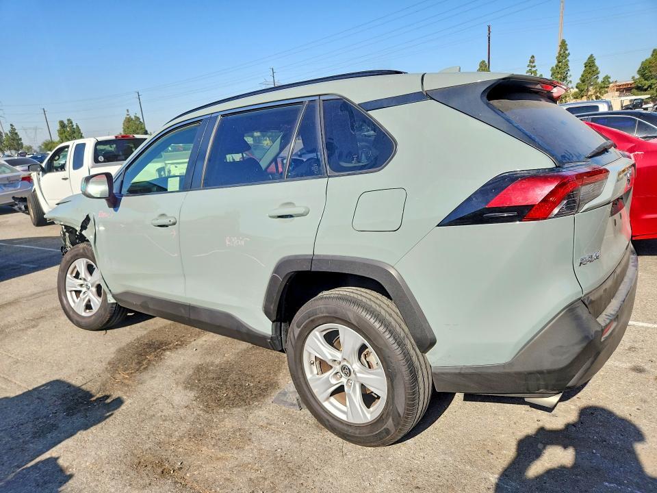 JTMP1RFV7KD046102 2019 TOYOTA RAV4 photo no. 2