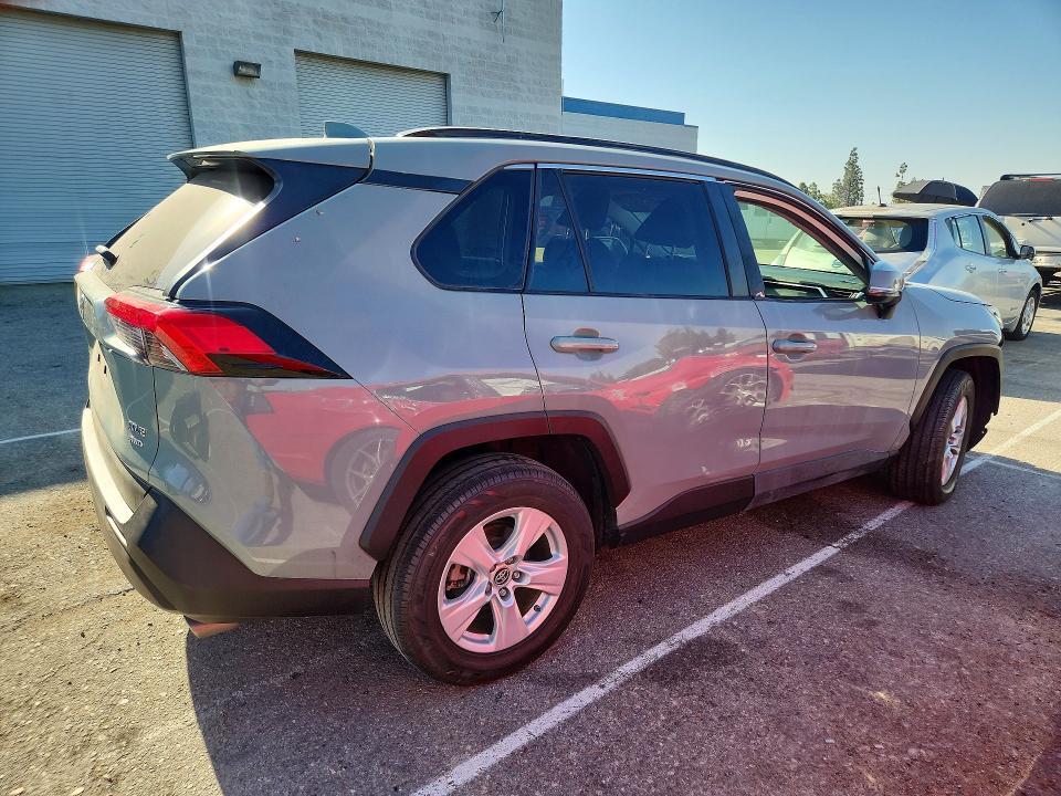 JTMP1RFV7KD046102 2019 TOYOTA RAV4 photo no. 3