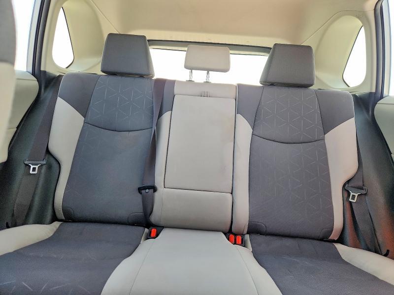 2019 TOYOTA RAV4 XLE — Фото 10 из 13