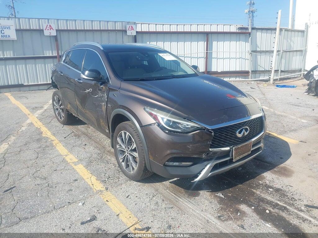 SJKCH5CR3JA046296 2018 INFINITI QX30 photo no. 1