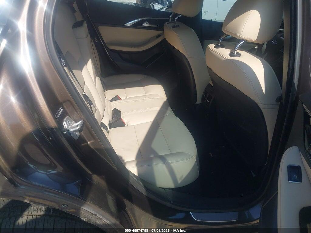 SJKCH5CR3JA046296 2018 INFINITI QX30 photo no. 8