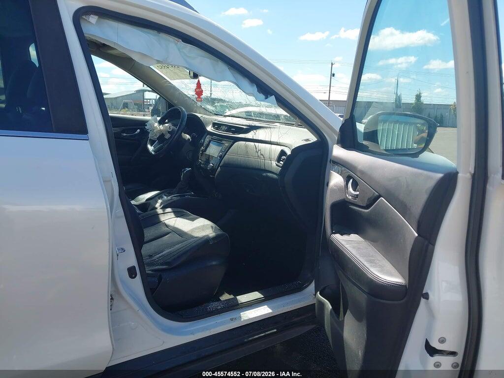 5N1AT2MV5HC885878 2017 NISSAN ROGUE photo no. 5