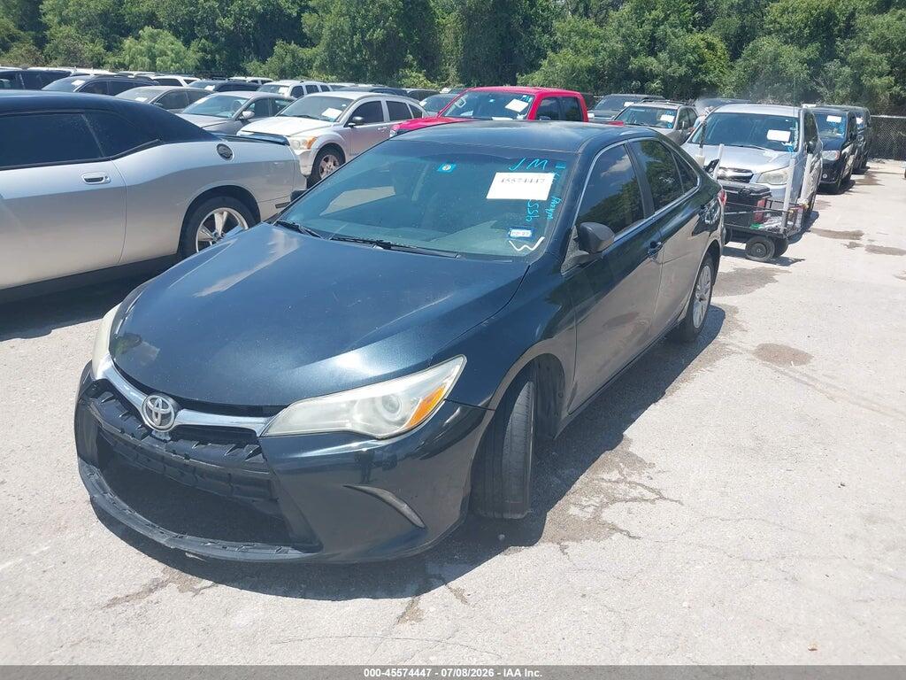 4T1BF1FK6GU611574 2016 TOYOTA CAMRY photo no. 2
