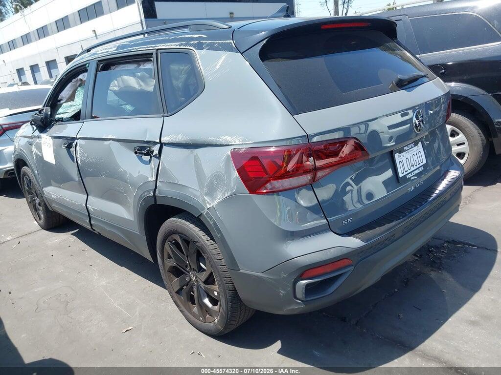 3VVJX7B2XRM119533 2024 VOLKSWAGEN TAOS photo no. 3