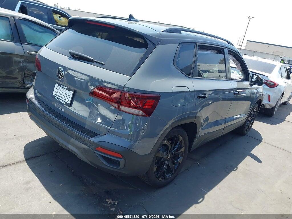 3VVJX7B2XRM119533 2024 VOLKSWAGEN TAOS photo no. 4