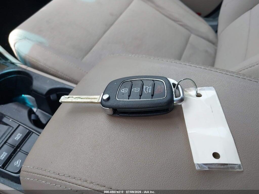 KM8J2CA40KU054679 2019 HYUNDAI TUCSON photo no. 11